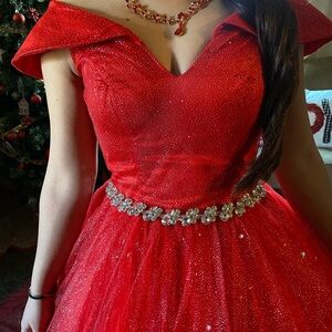 Elegant Red Evening Dress